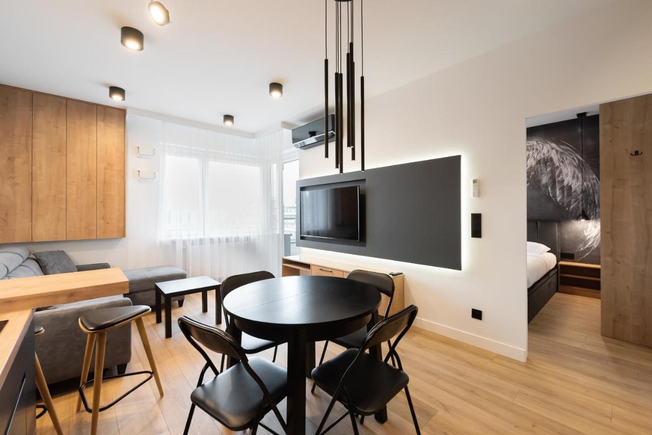 Zoliborz Obsidian Apartment Варшава Екстер'єр фото
